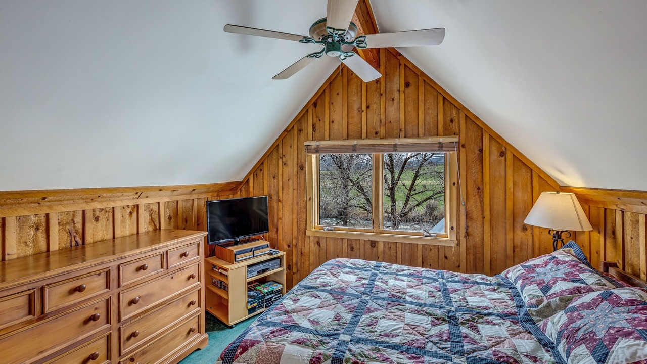 Photo of Bedroom in Clark