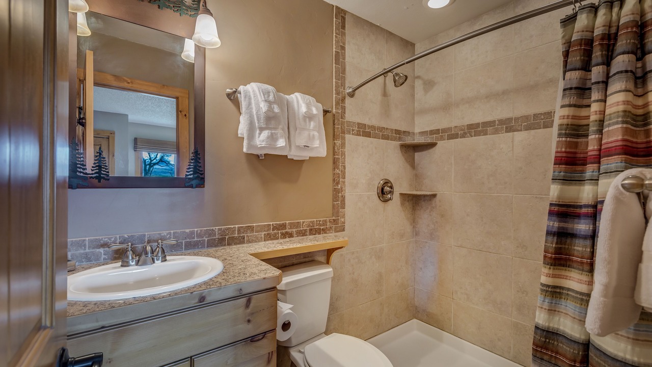 Photo of Bathroom in Clark