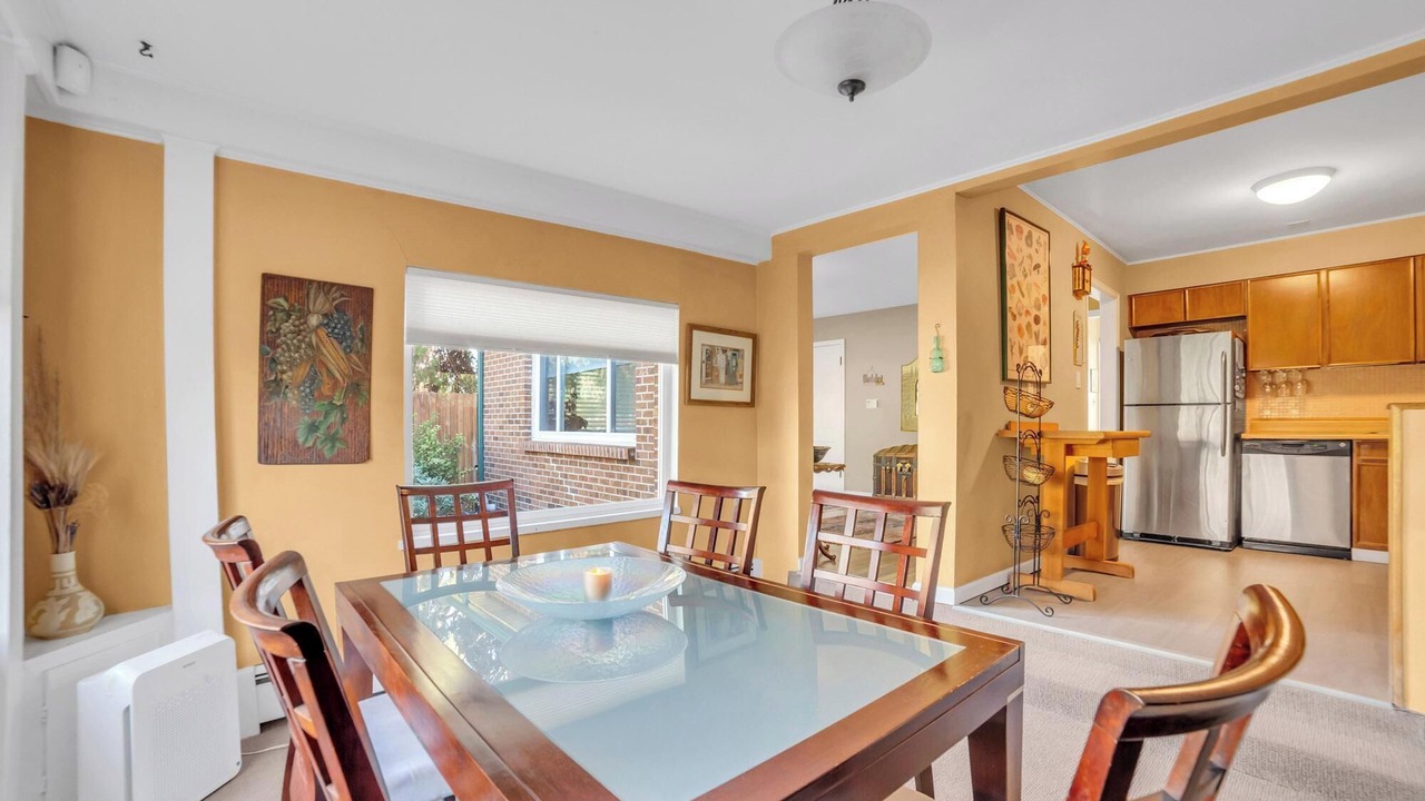 Photo of Bedroom in Athmar Park