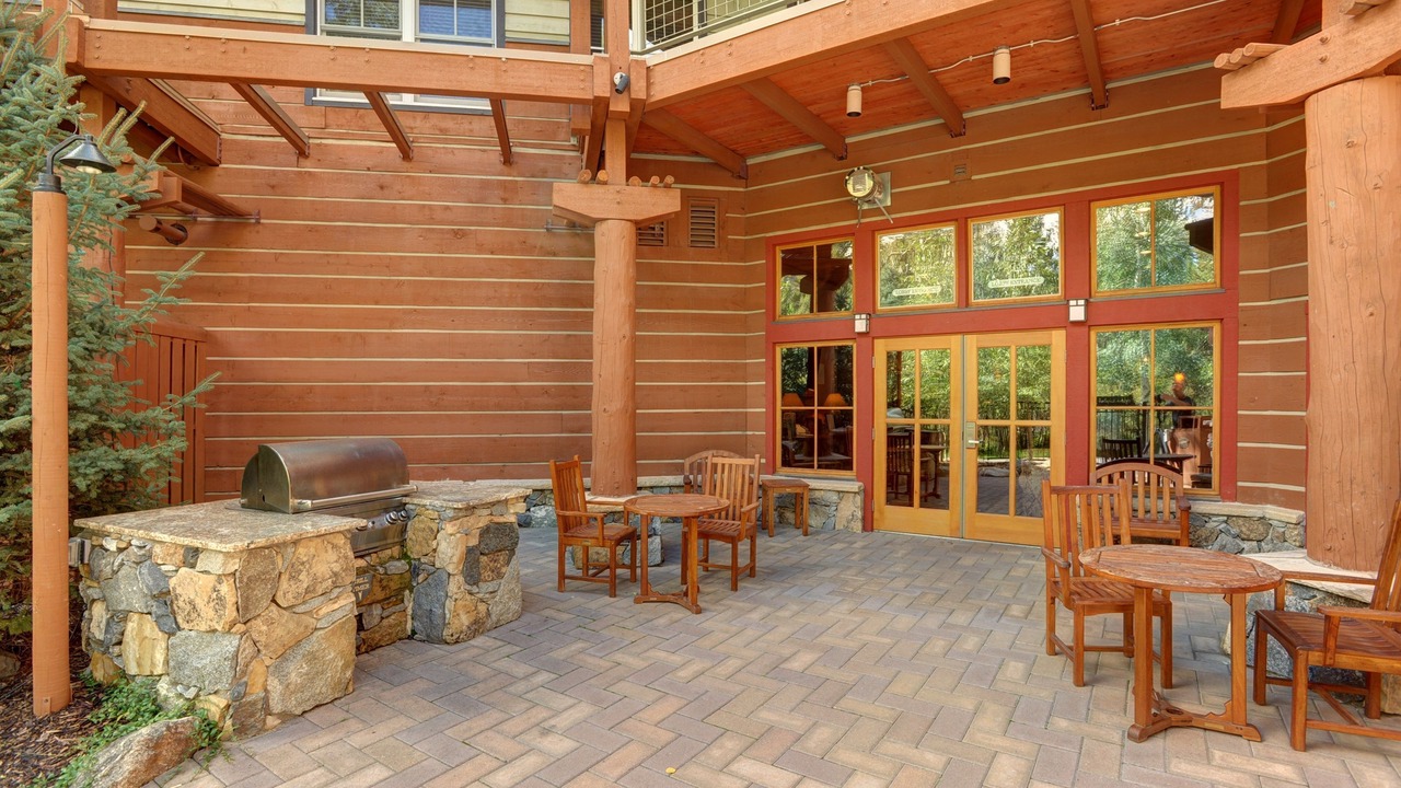 Photo of Outdoor in River Run