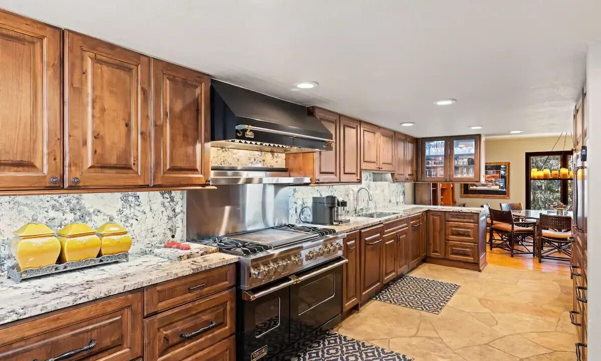 Photo of Kitchen in Highland Meadows