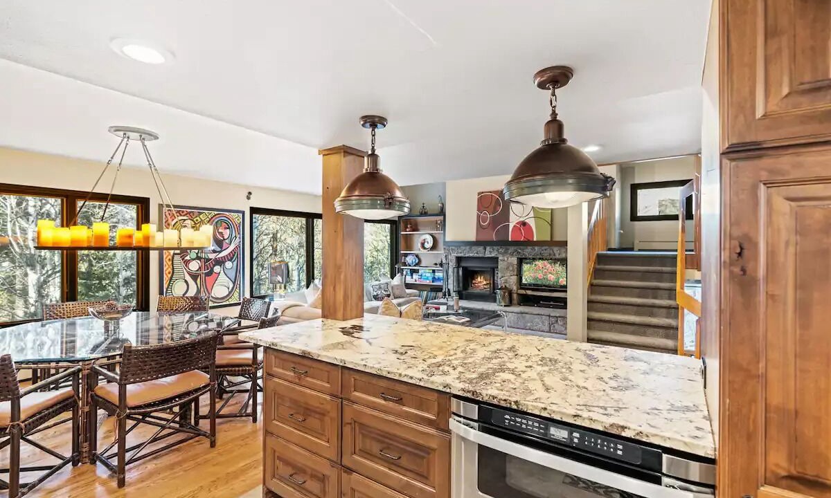 Photo of Kitchen in Highland Meadows