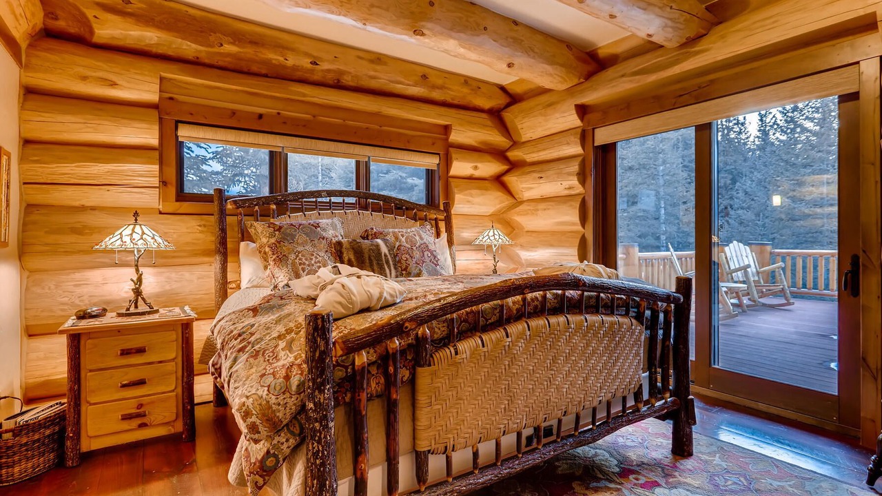 Photo of Bedroom in Baldy Mountain