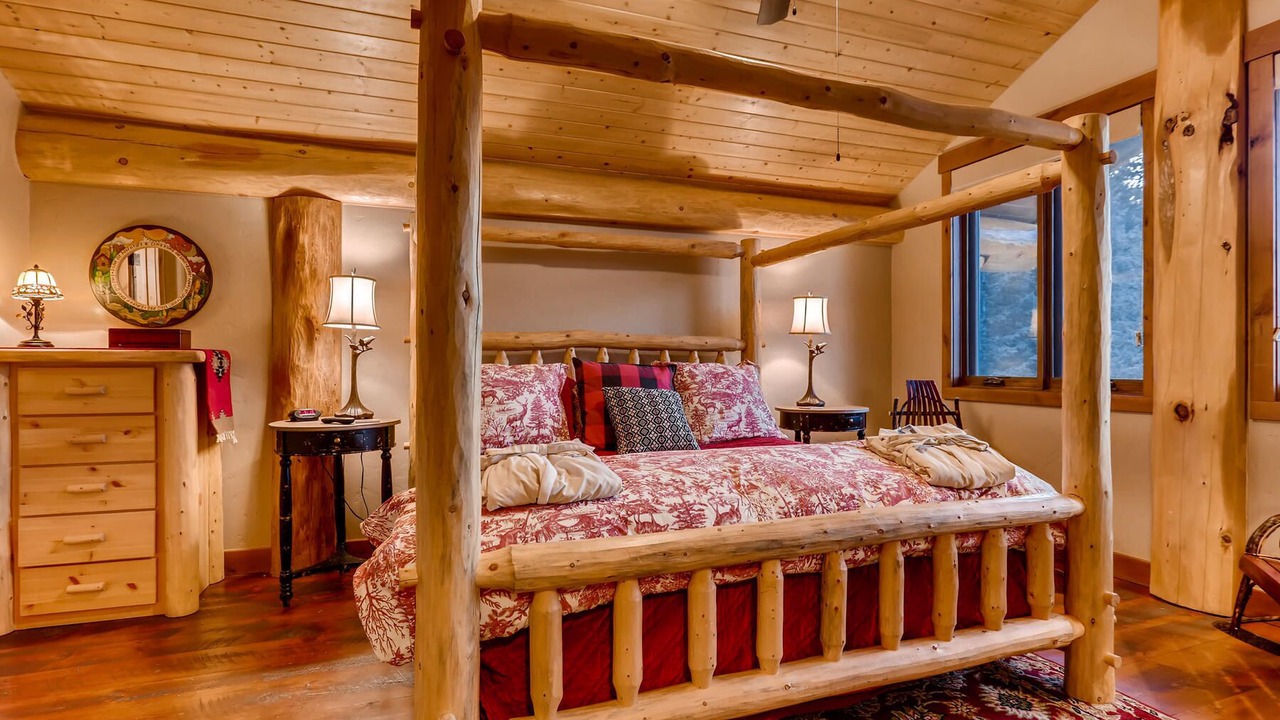 Photo of Bedroom in Baldy Mountain