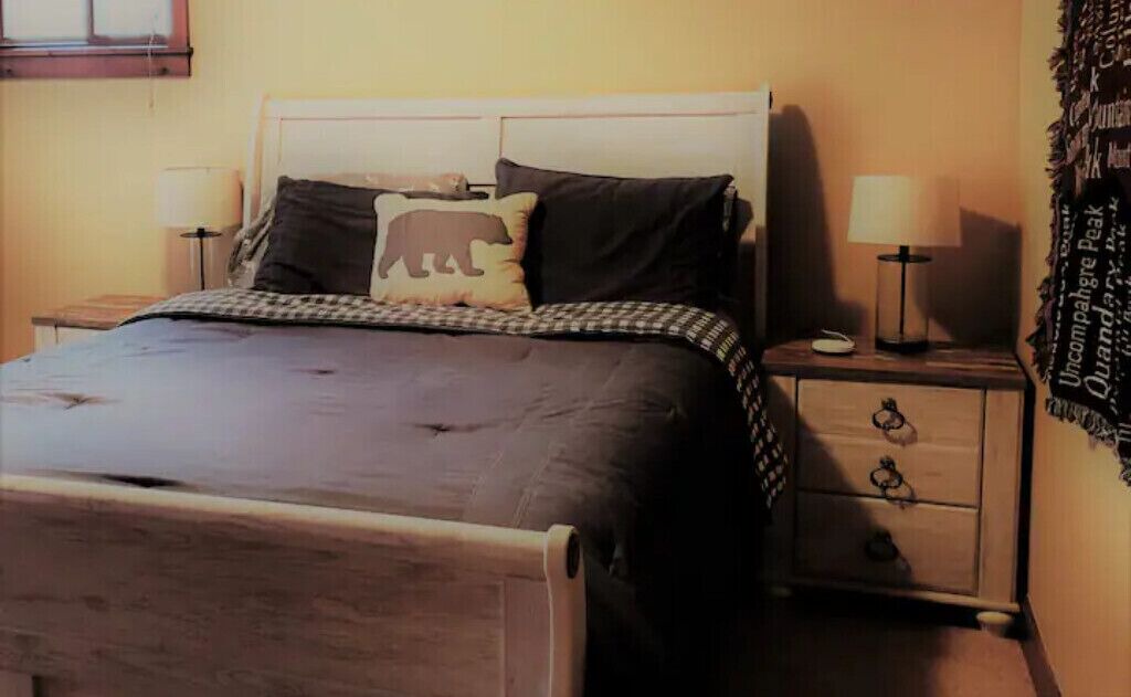 Photo of Bedroom in Glenwood Springs