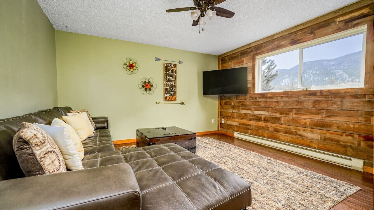 Photo of Livingroom in Carriage Hills