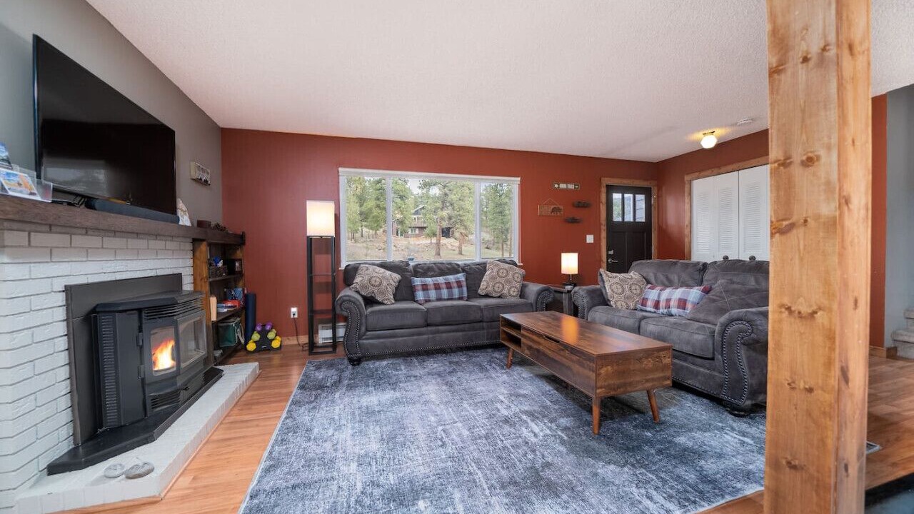 Photo of Livingroom in Carriage Hills