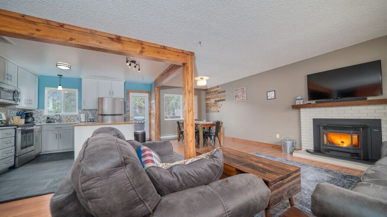 Photo of Livingroom in Carriage Hills