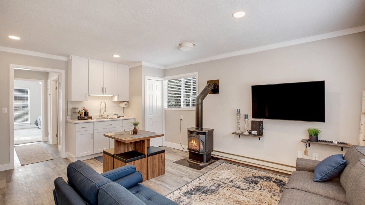Photo of Livingroom in Woodland Park