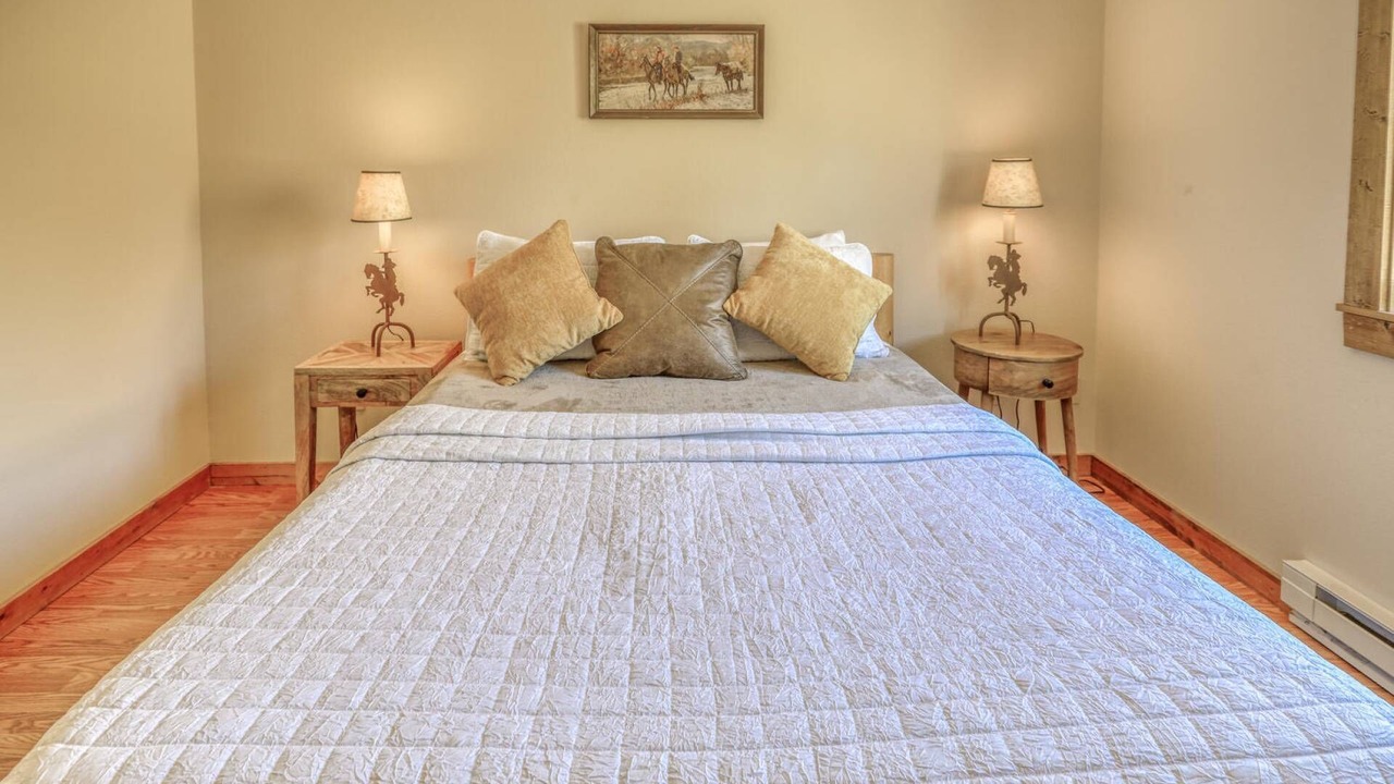 Photo of Bedroom in Pagosa Springs