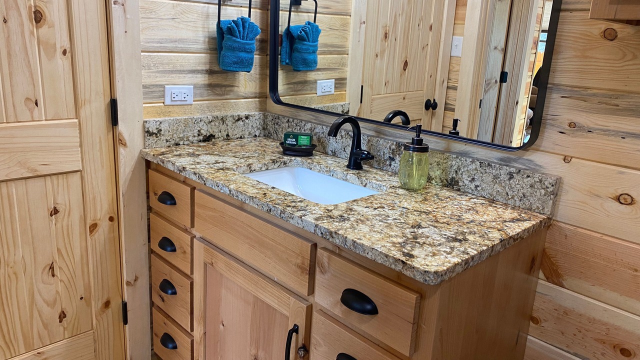 Photo of Bathroom in Antonito