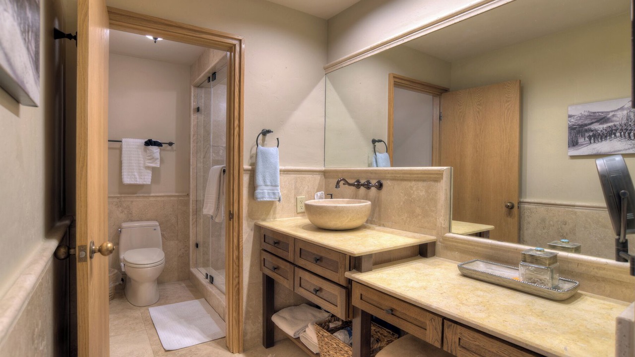 Photo of Bathroom in Purgatory