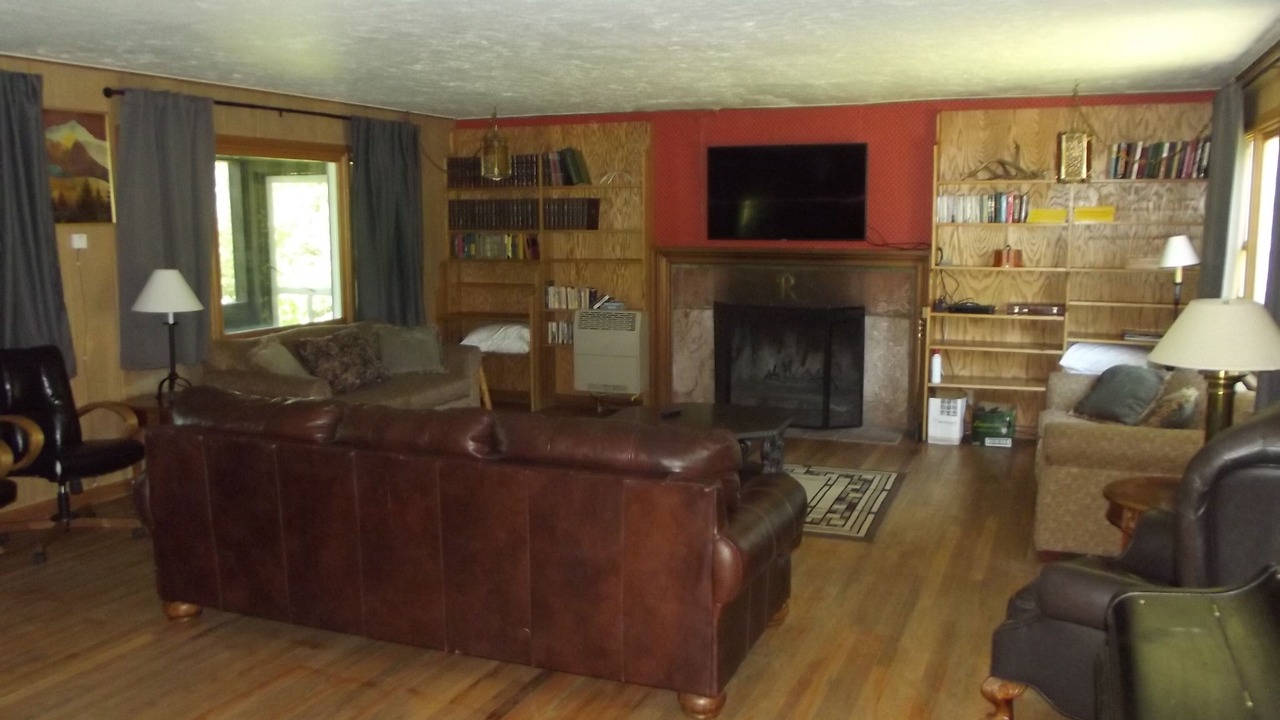 Photo of Livingroom in Meeker