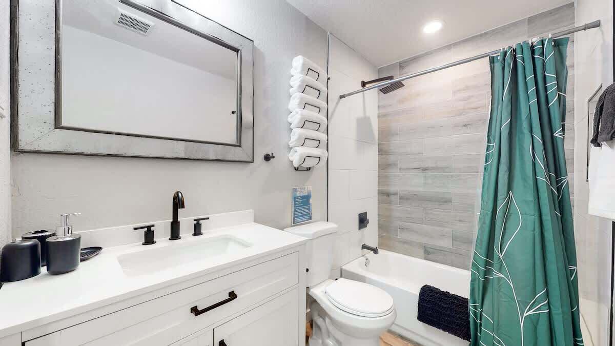 Photo of Bathroom in Jewell Heights - Hoffman Heights