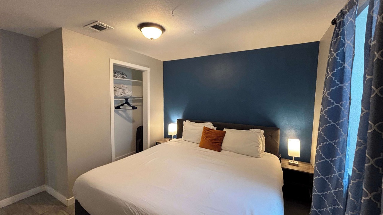 Photo of Bedroom in Twin Lakes