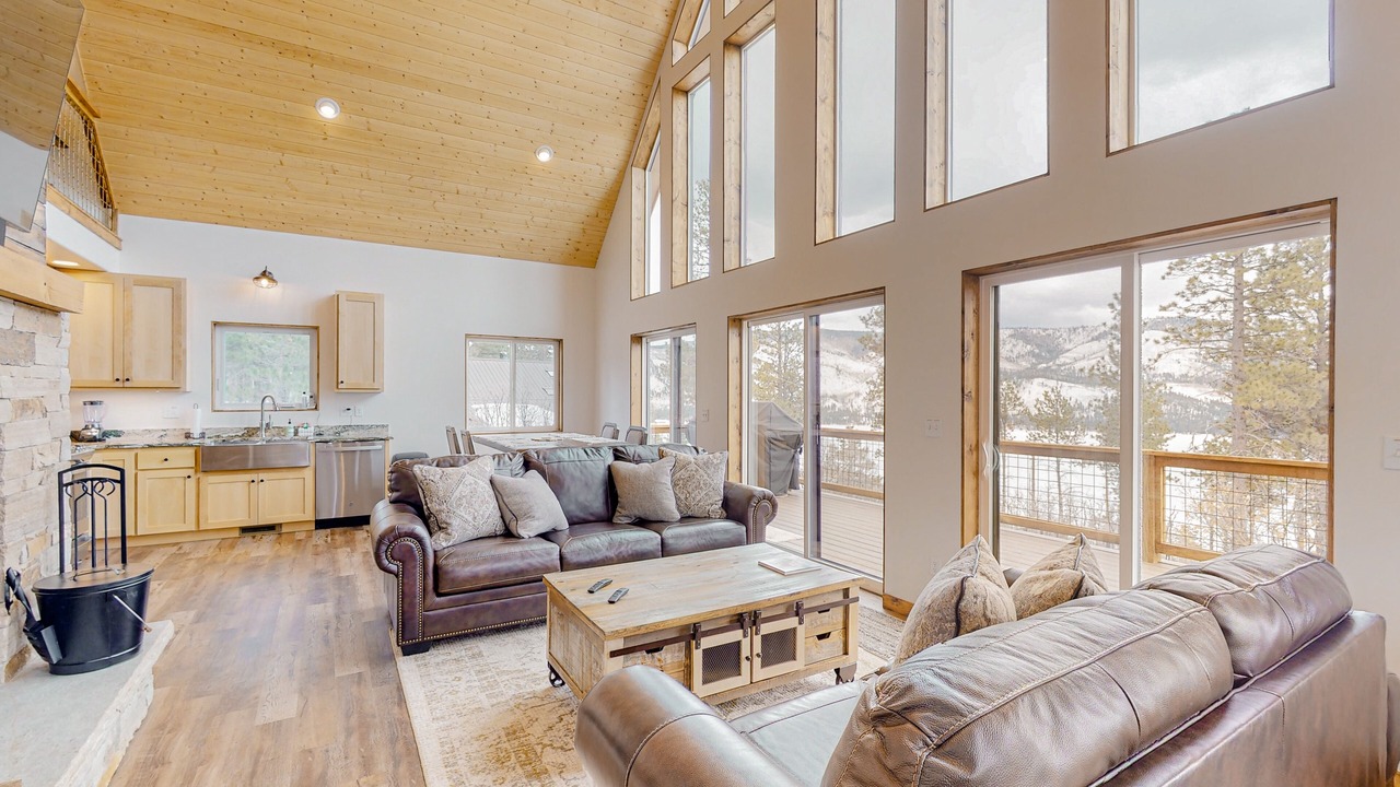 Photo of Livingroom in Bayfield