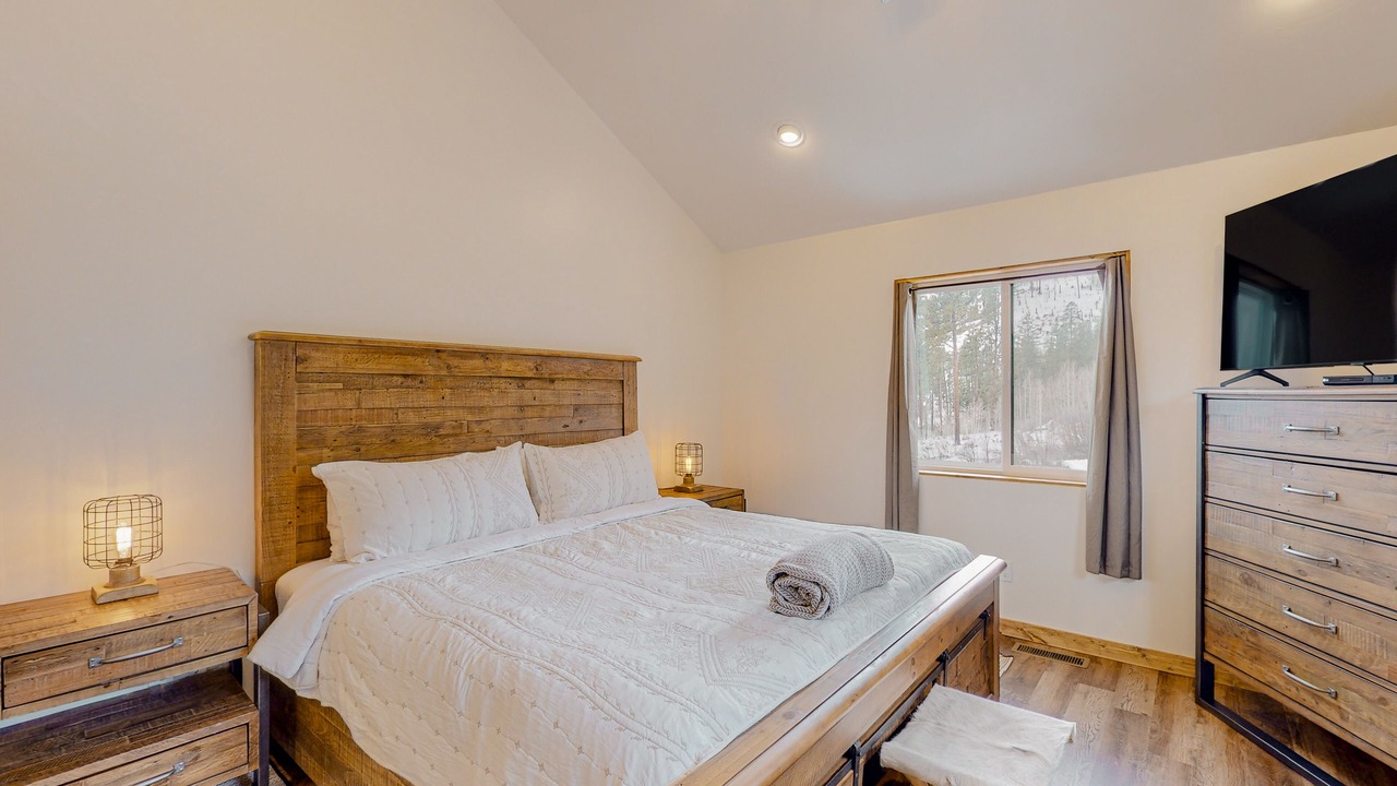 Photo of Bedroom in Bayfield
