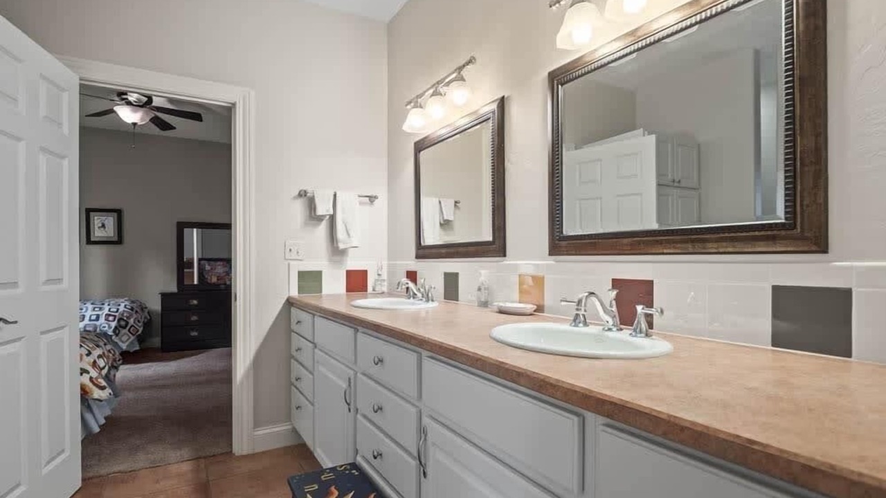 Photo of Bathroom in Leadville North
