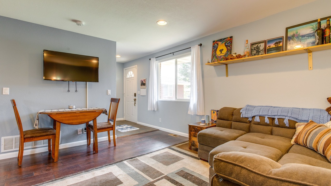 Photo of Bedroom in Applewood West