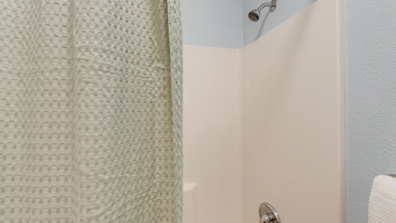 Photo of Bathroom in Applewood West