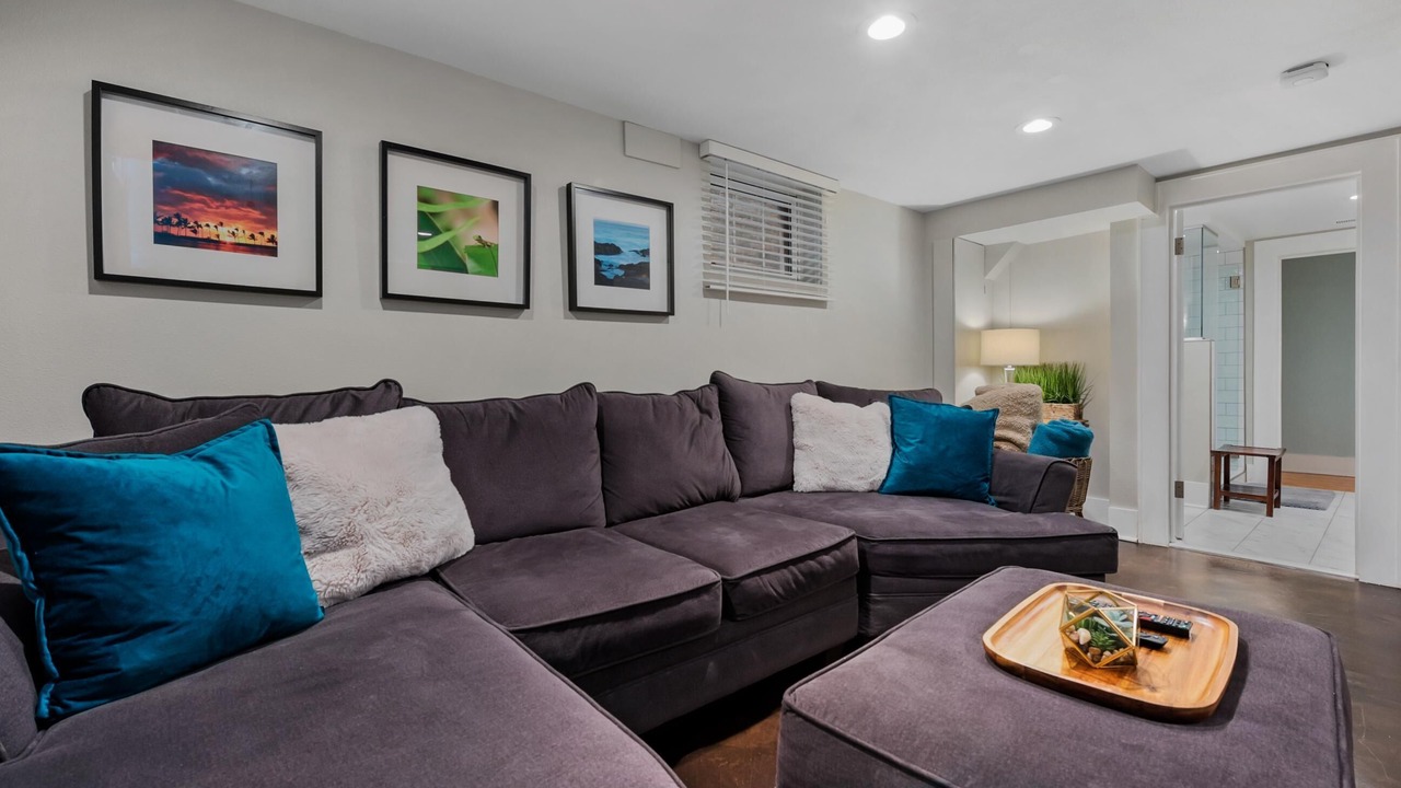 Photo of Livingroom in Platt Park