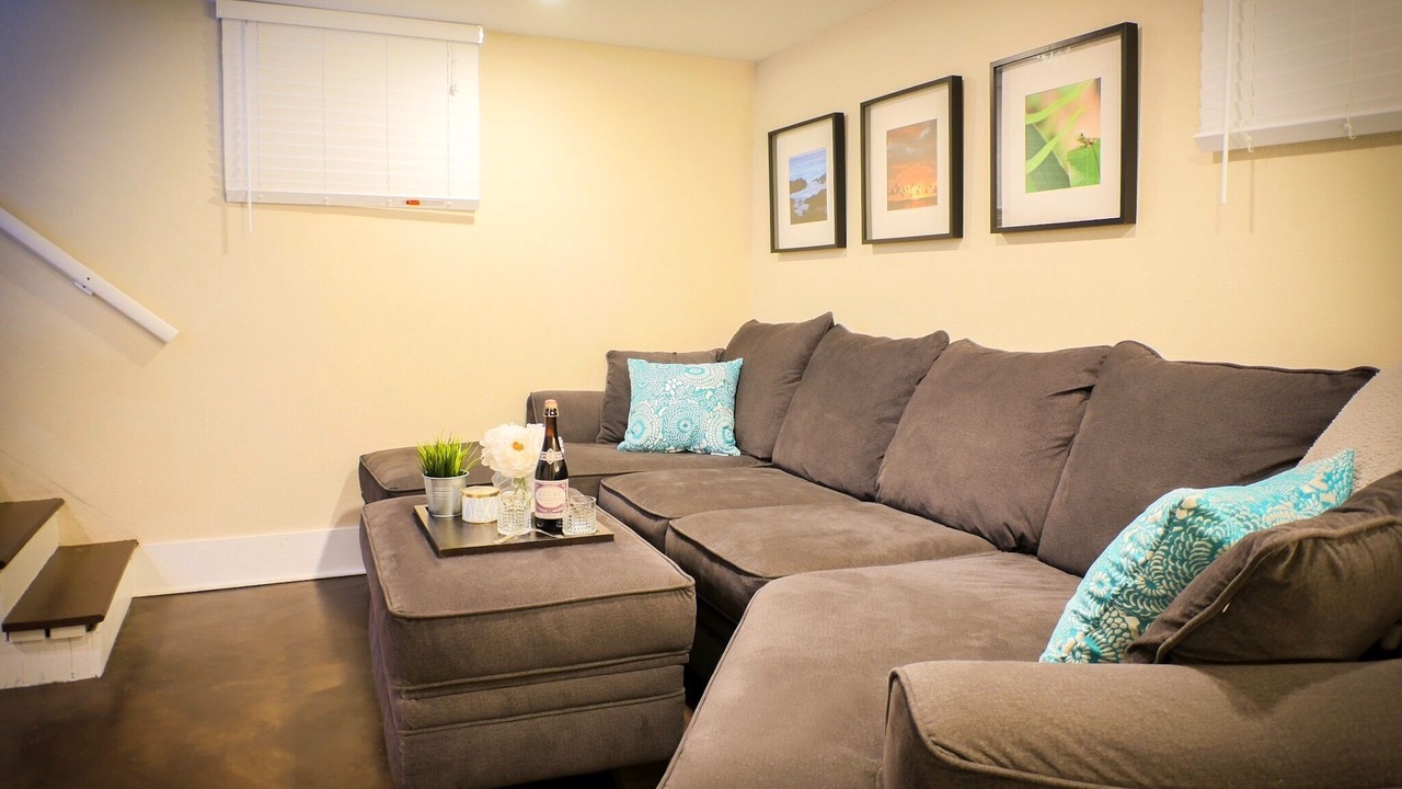 Photo of Livingroom in Platt Park