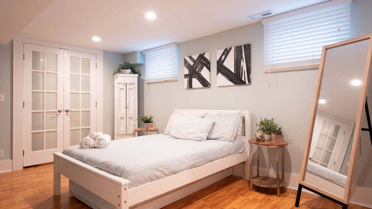 Photo of Bedroom in Platt Park