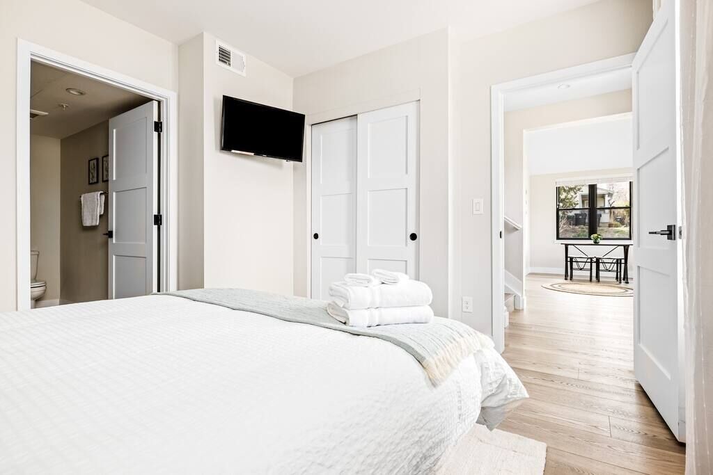 Photo of Bedroom in Golden