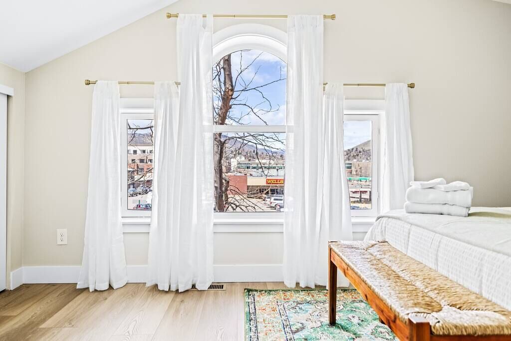 Photo of Bedroom in Golden