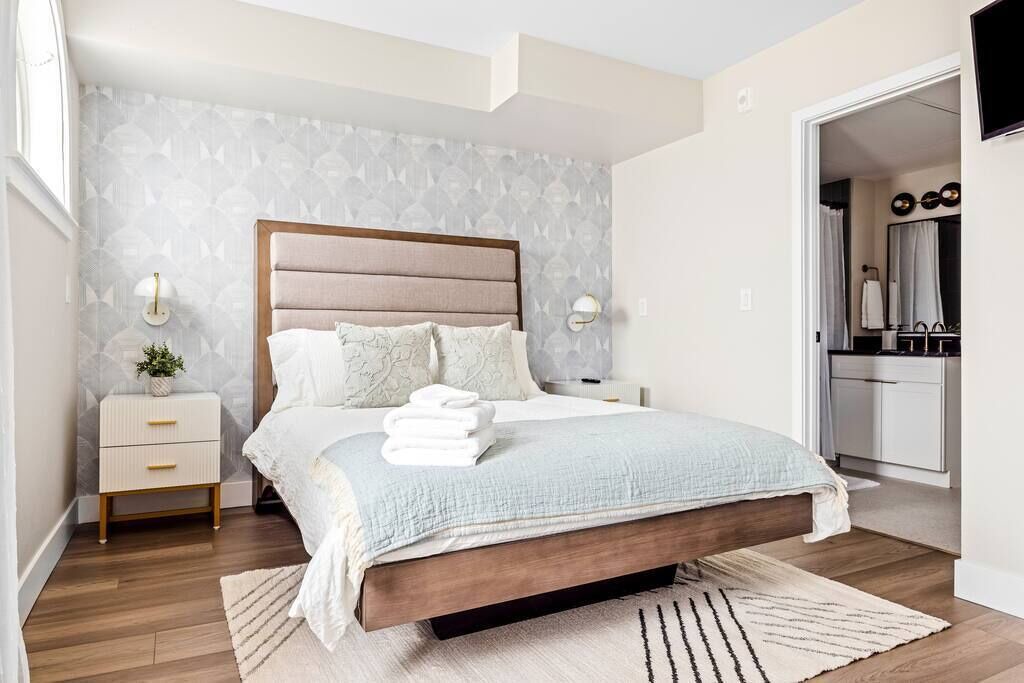 Photo of Bedroom in Golden