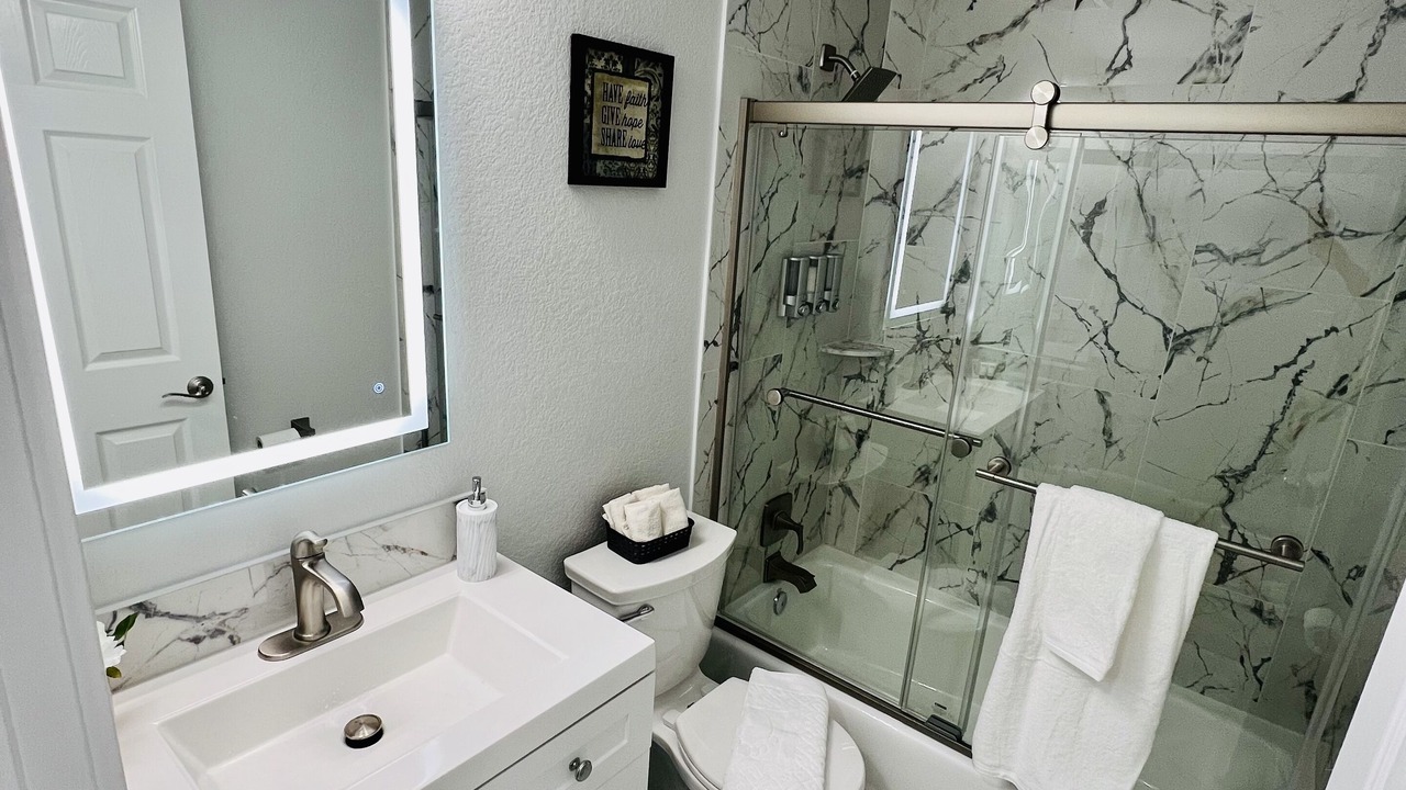 Photo of Bathroom in Heather Gardens