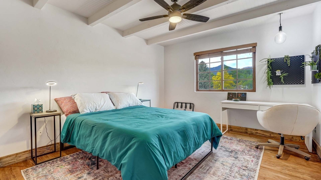 Photo of Bedroom in Pleasant Valley