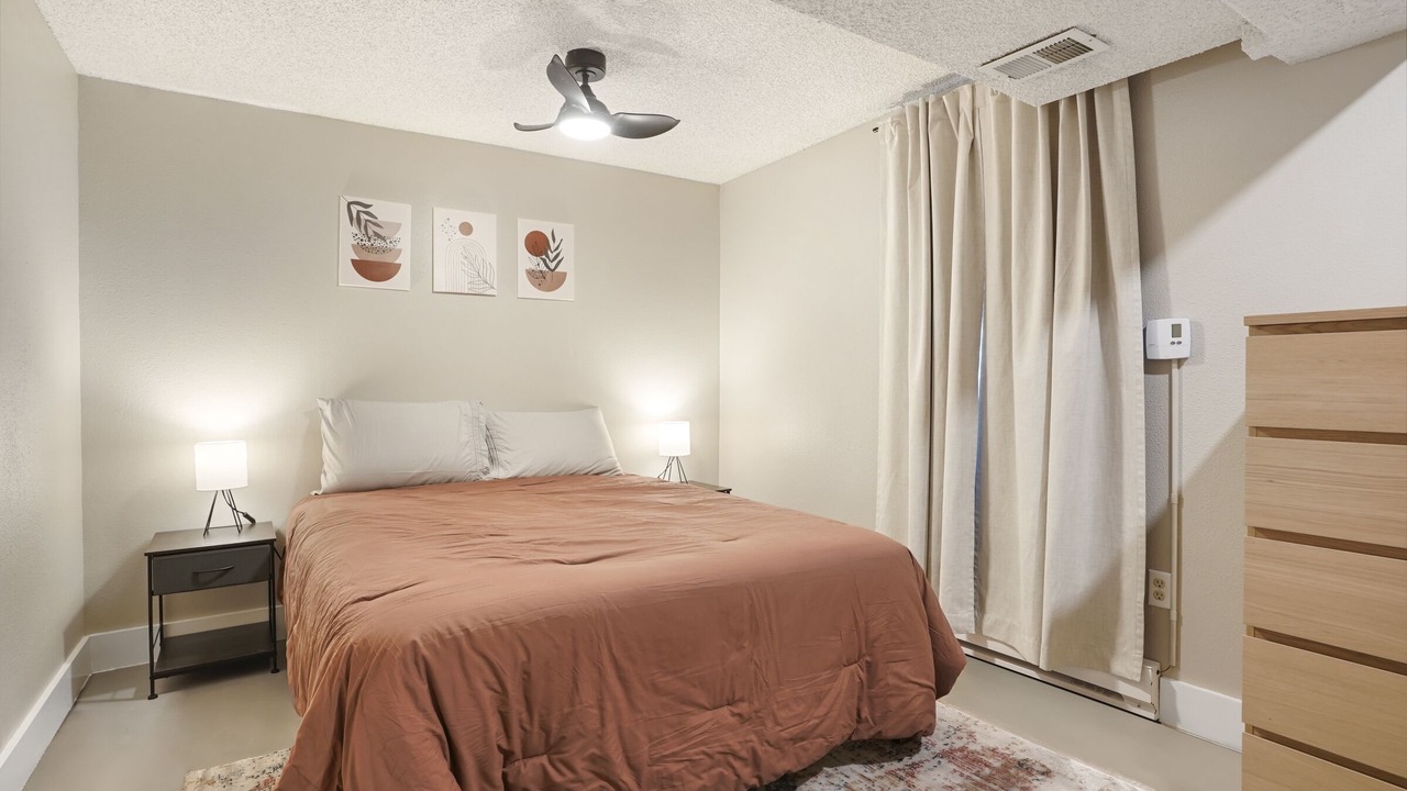 Photo of Bedroom in Columbine