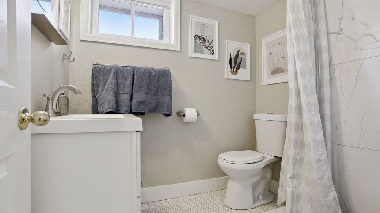 Photo of Bathroom in Sunnyside