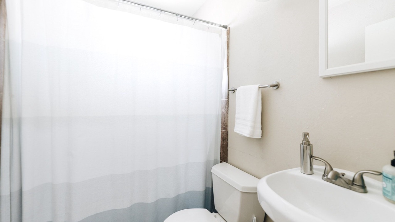 Photo of Bathroom in Kipling