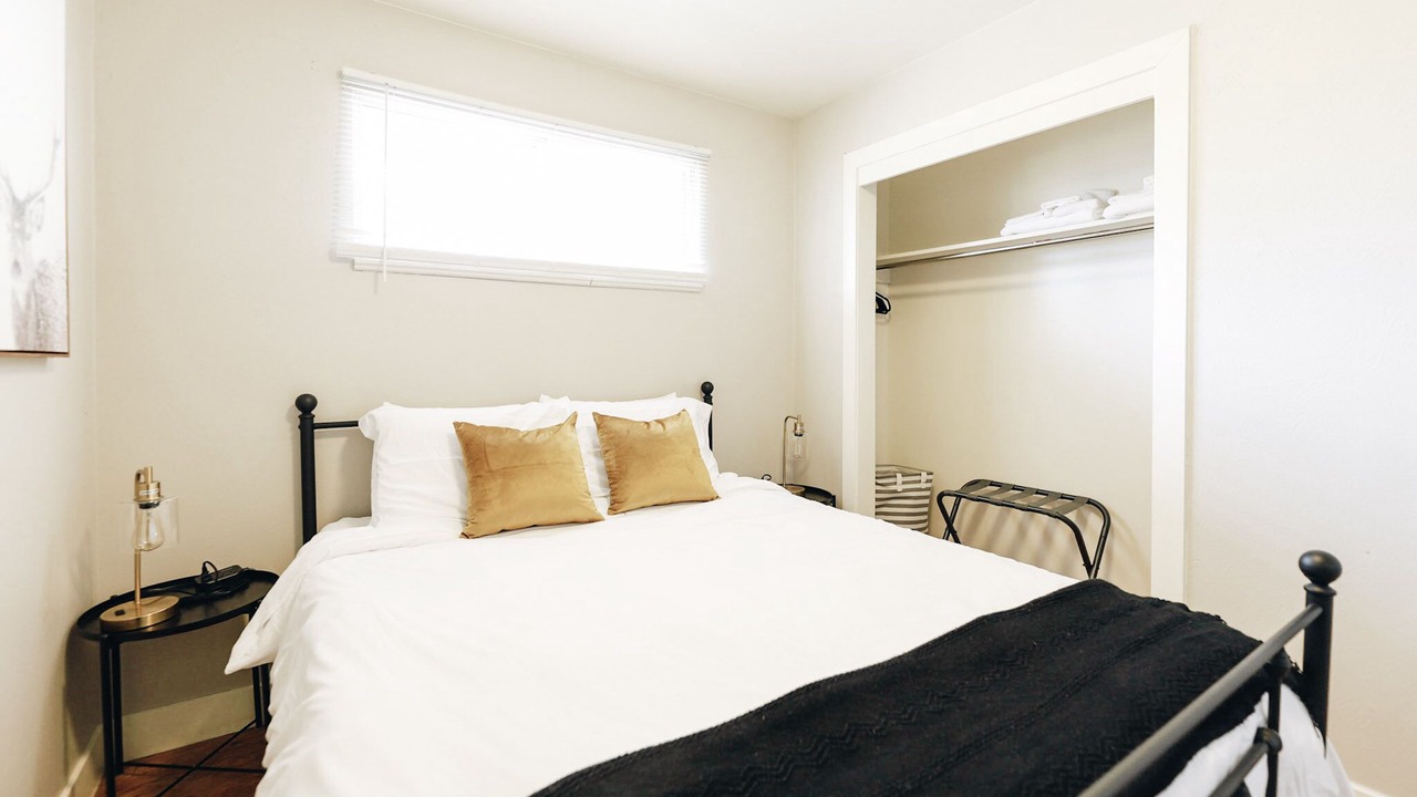 Photo of Bedroom in Kipling