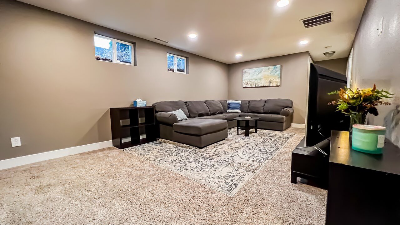 Photo of Livingroom in Southeast Colorado Springs