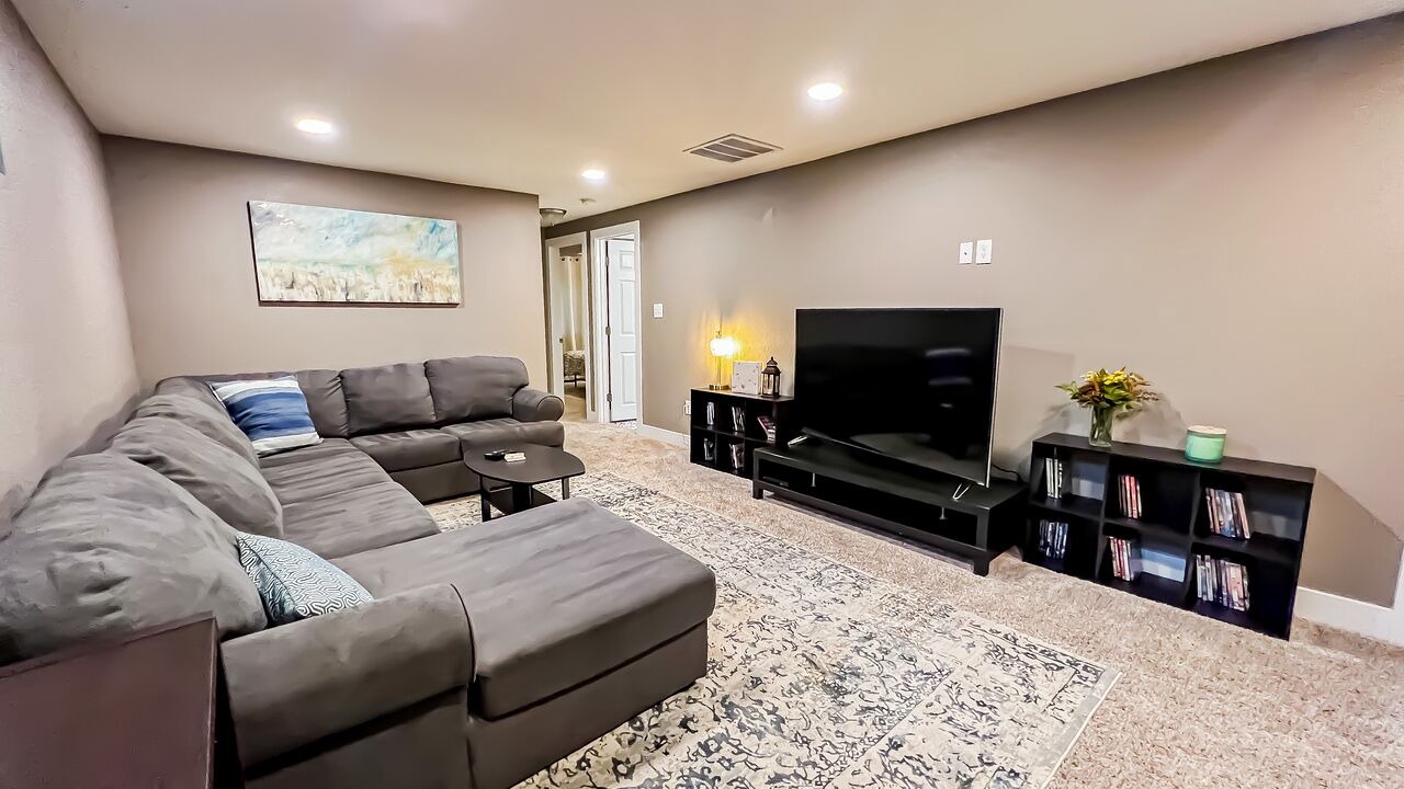Photo of Livingroom in Southeast Colorado Springs