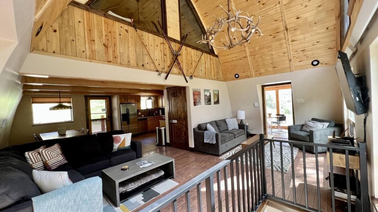 Photo of Livingroom in Salida