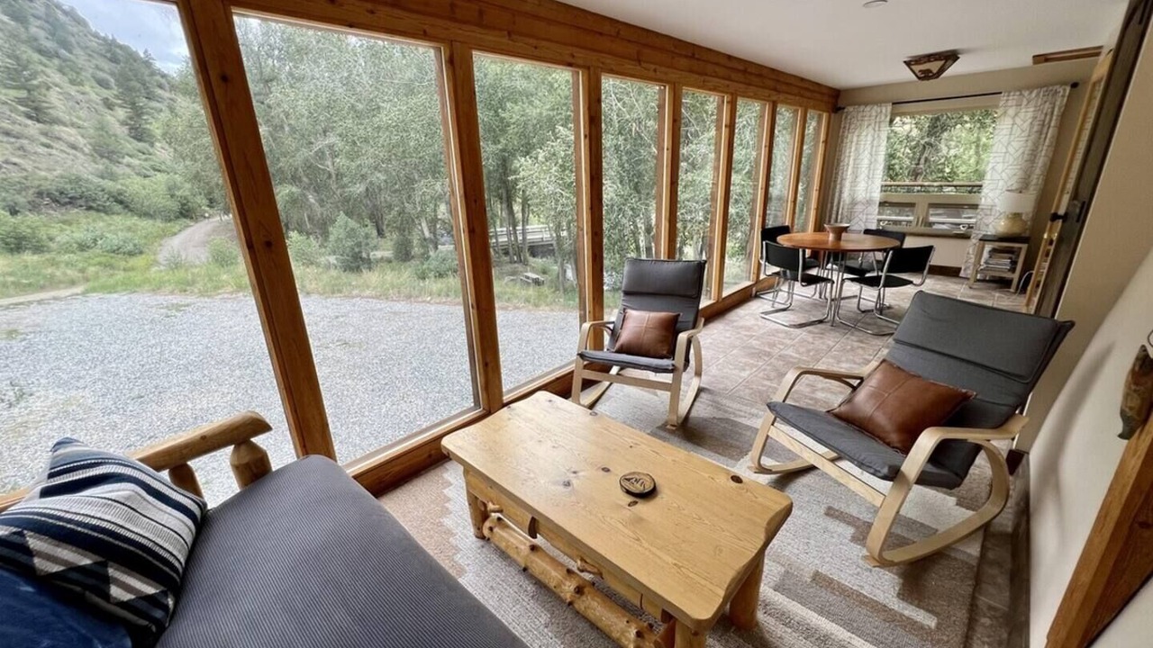 Photo of Livingroom in Salida