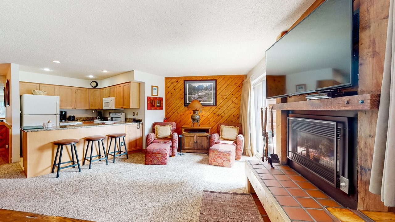 Photo of Livingroom in Four O'Clock