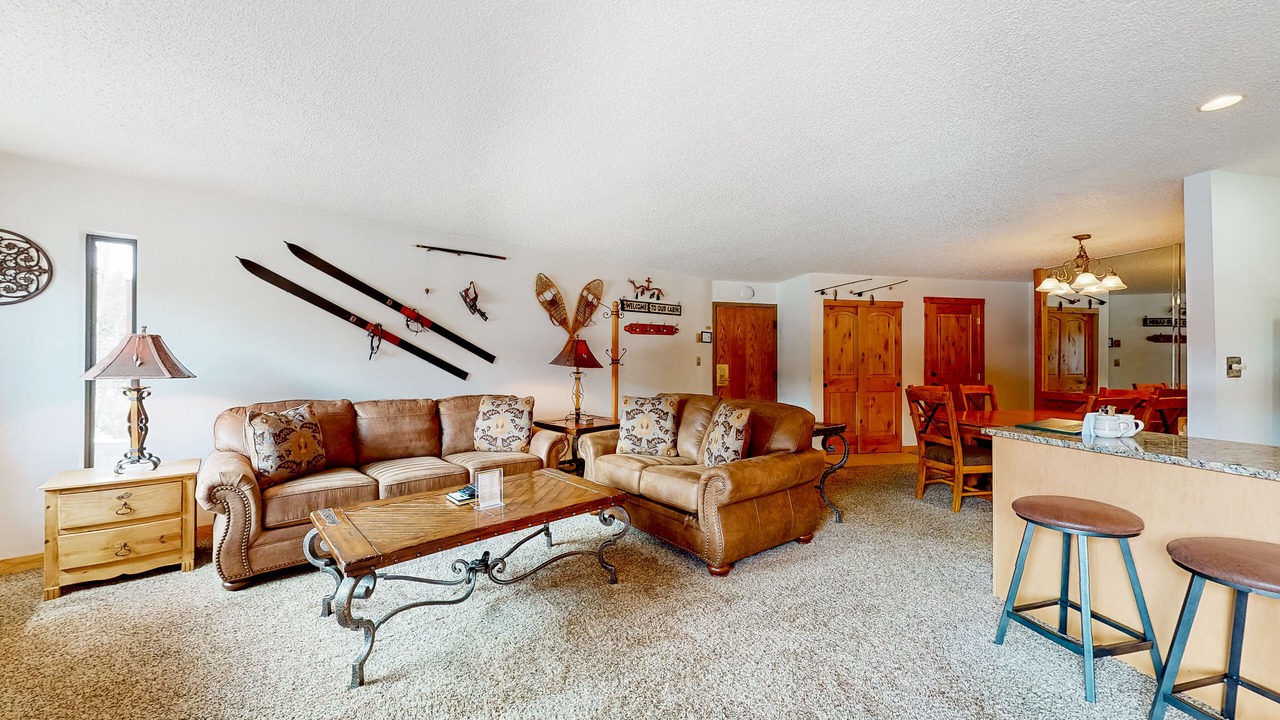 Photo of Livingroom in Four O'Clock