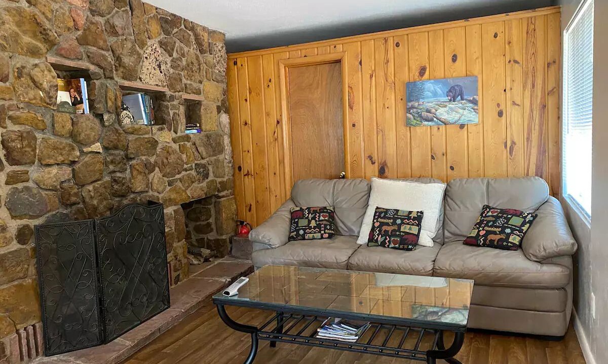 Photo of Livingroom in Cascade-Chipita Park