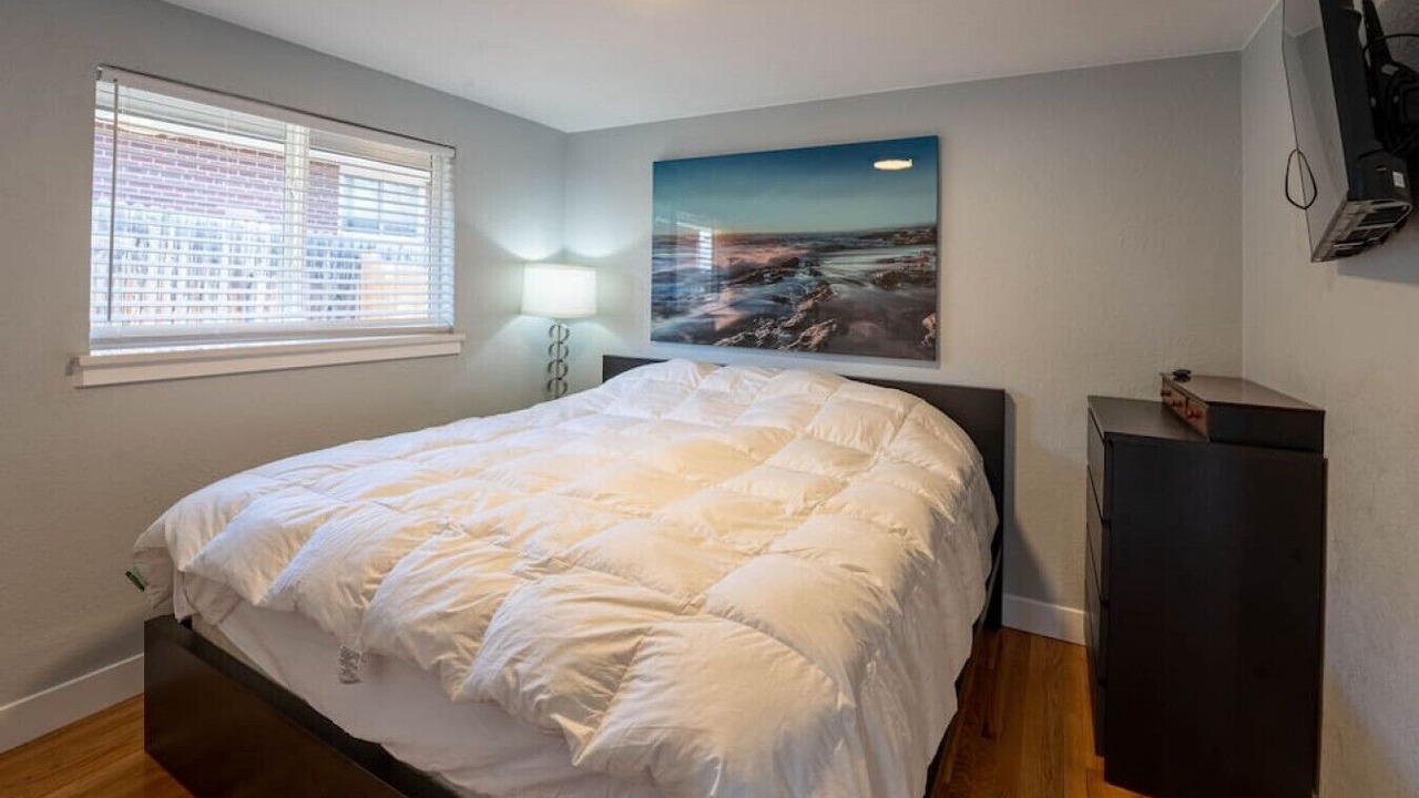 Photo of Bedroom in Scenic Heights