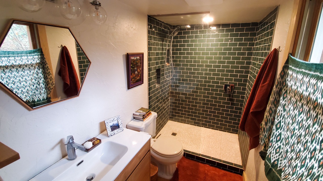 Photo of Bathroom in Indian Hills
