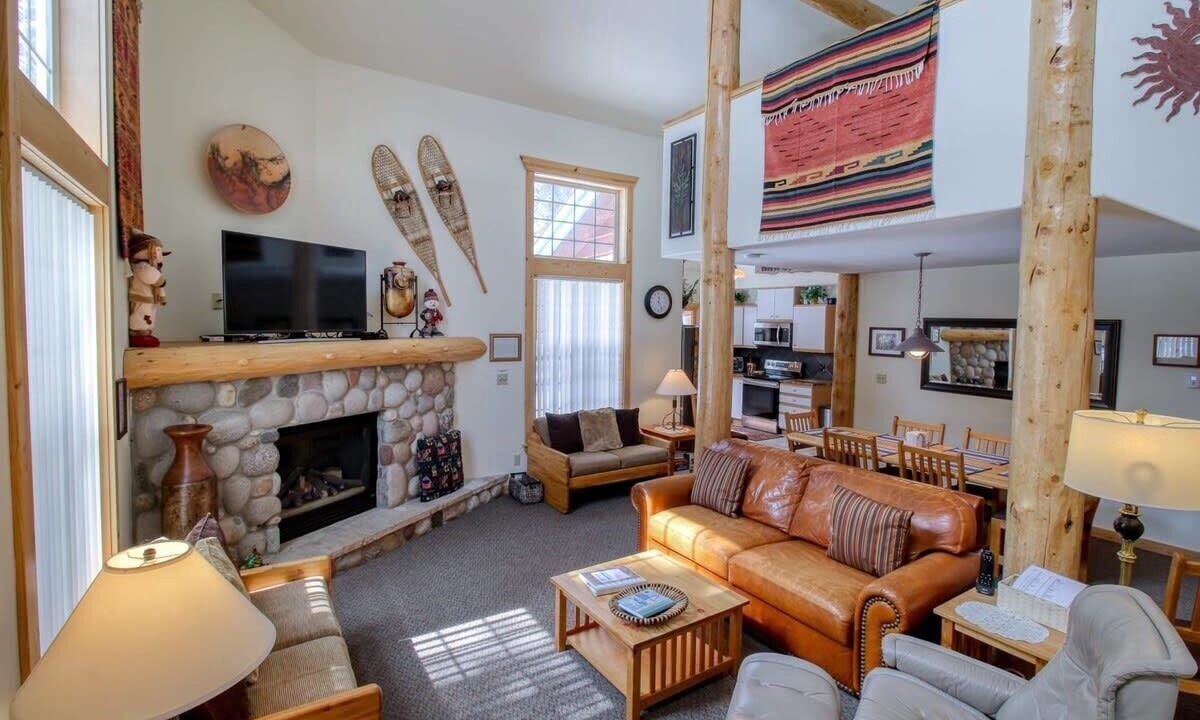 Photo of Livingroom in Leadville