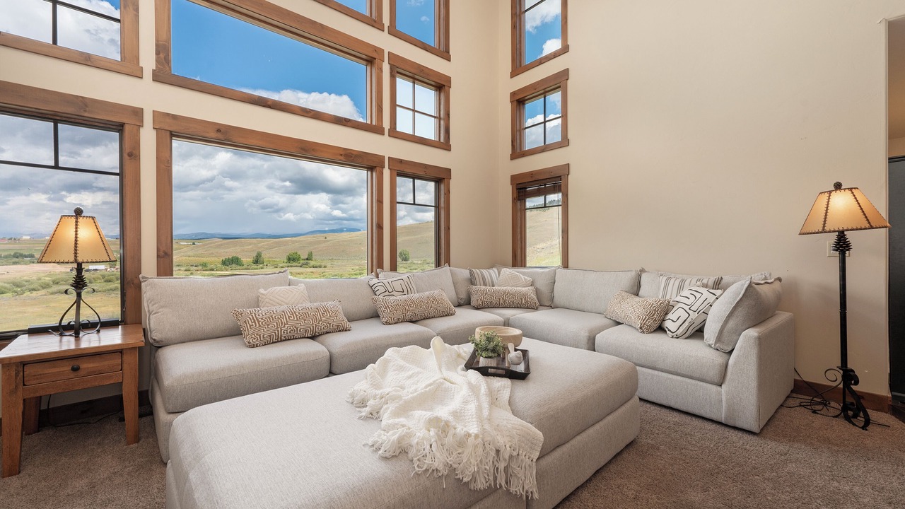 Photo of Livingroom in Granby
