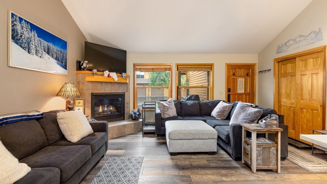 Photo of Livingroom in Mountain House