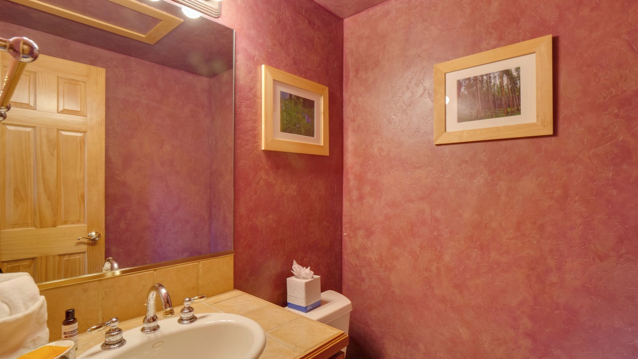 Photo of Bathroom in Warrior's Mark West
