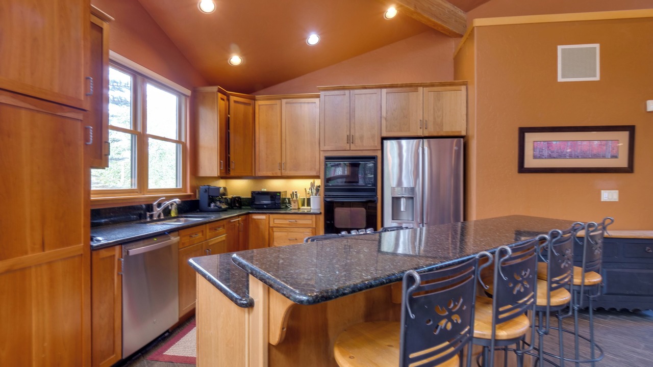 Photo of Kitchen in Warrior's Mark West